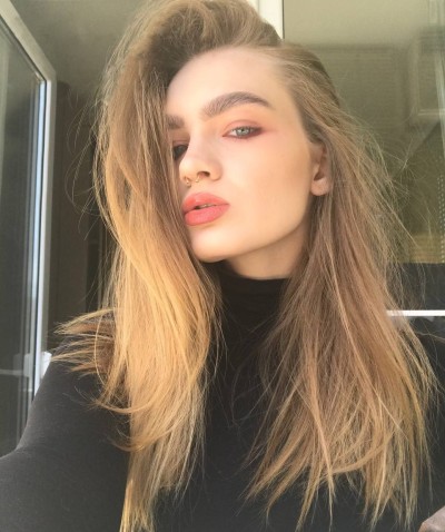 Лена, Г. Ефремов